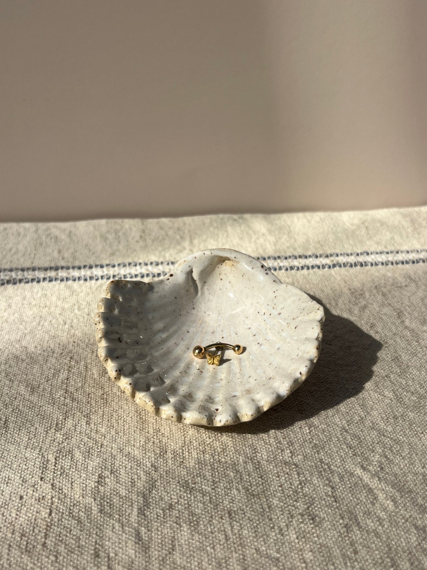 Seashell Ring Holder