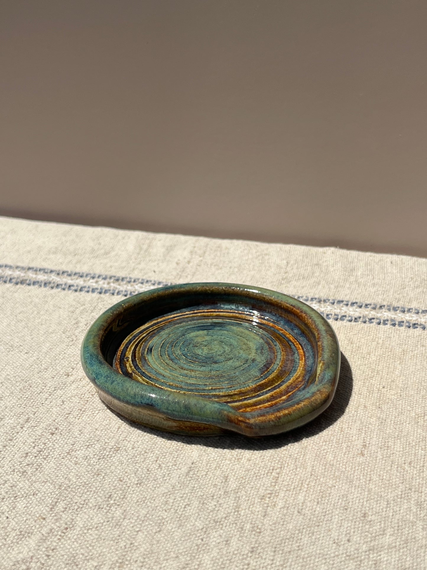 Shadowfern Spoon Rest