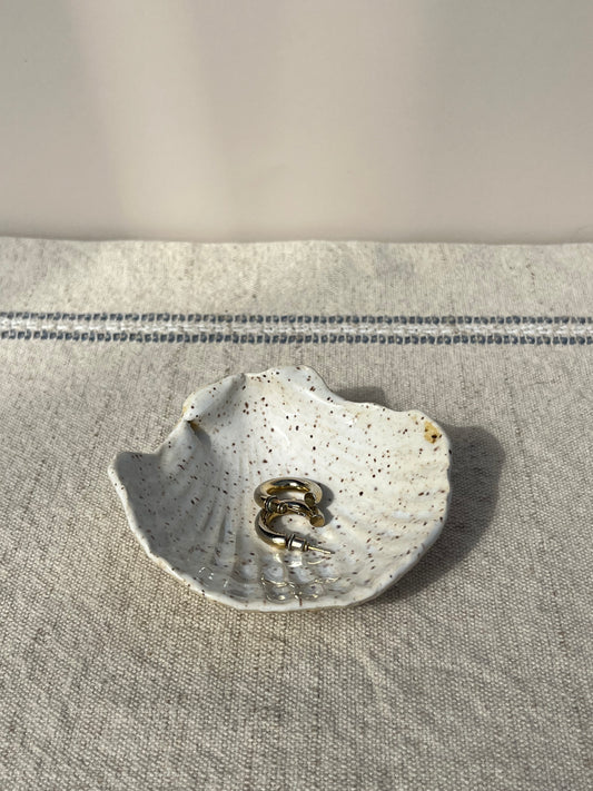 Seashell Ring Holder